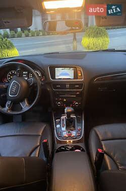 Позашляховик / Кросовер Audi Q5 2012 в 