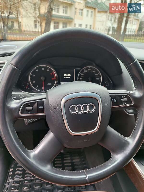 Внедорожник / Кроссовер Audi Q5 2011 в Ивано-Франковске