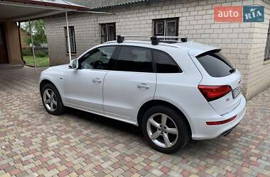 Внедорожник / Кроссовер Audi Q5 2017 в 