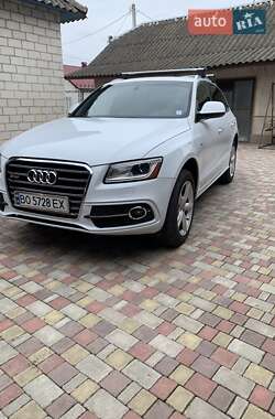 Внедорожник / Кроссовер Audi Q5 2017 в 