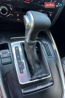 Позашляховик / Кросовер Audi Q5 2011 в 