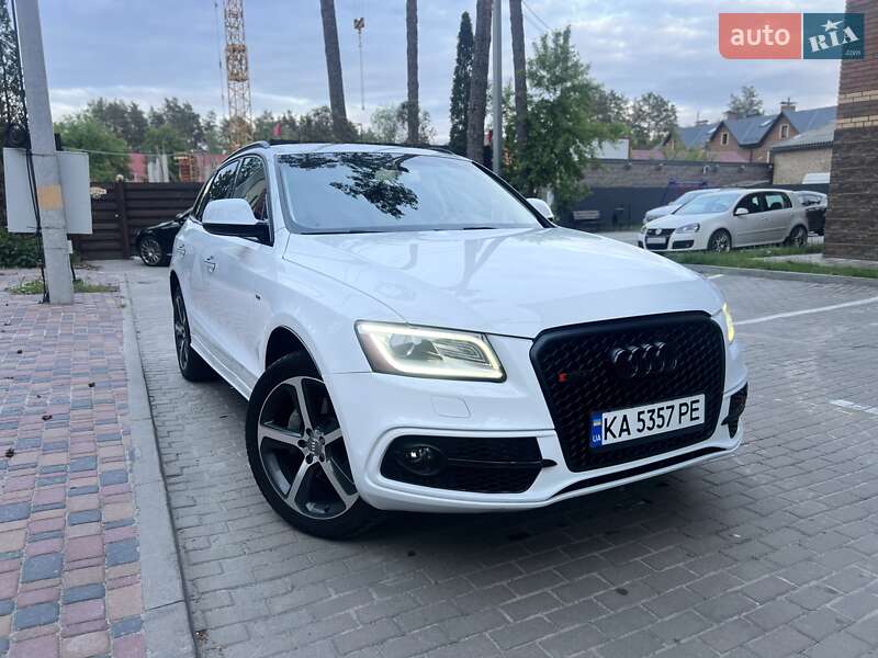 Внедорожник / Кроссовер Audi Q5 2015 в 