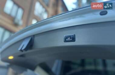 Позашляховик / Кросовер Audi Q5 2015 в 