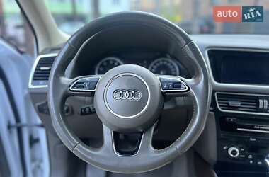Позашляховик / Кросовер Audi Q5 2015 в 