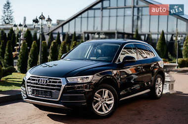 Внедорожник / Кроссовер Audi Q5 2020 в Стрые
