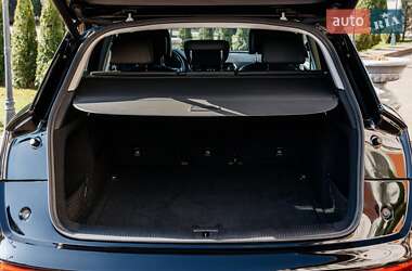 Позашляховик / Кросовер Audi Q5 2020 в 