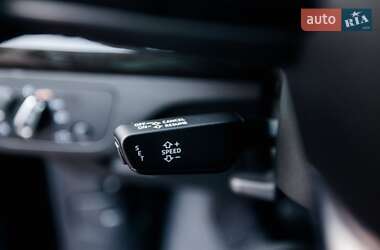Позашляховик / Кросовер Audi Q5 2020 в 