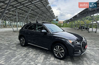 Внедорожник / Кроссовер Audi Q5 2020 в 