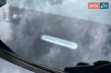 Внедорожник / Кроссовер Audi Q5 2020 в 