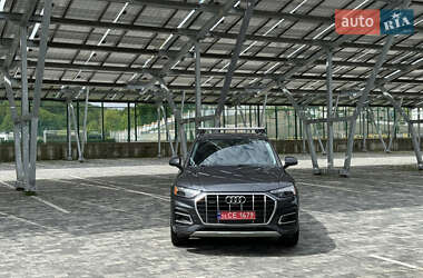 Внедорожник / Кроссовер Audi Q5 2020 в 