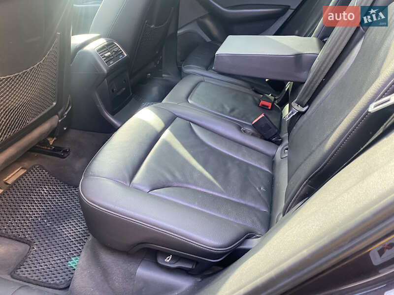 Внедорожник / Кроссовер Audi Q5 2010 в Хмельницком