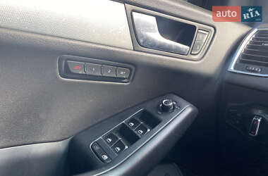 Внедорожник / Кроссовер Audi Q5 2010 в 