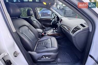 Позашляховик / Кросовер Audi Q5 2015 в 