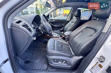 Позашляховик / Кросовер Audi Q5 2015 в 