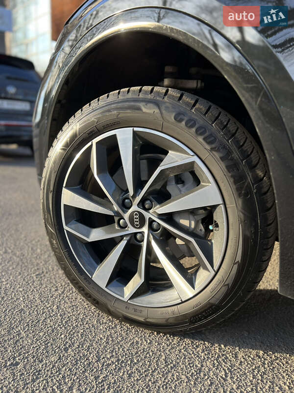 Внедорожник / Кроссовер Audi Q5 2021 в Каменском фото 29 Внедорожник / Кроссовер Audi Q5 2021 в Каменском