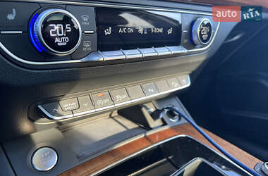 Внедорожник / Кроссовер Audi Q5 2021 в 