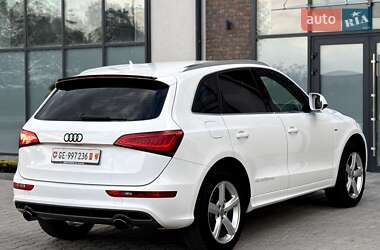 Внедорожник / Кроссовер Audi Q5 2009 в 
