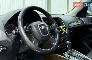 Внедорожник / Кроссовер Audi Q5 2010 в 