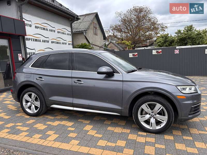 Внедорожник / Кроссовер Audi Q5 2018 в Львове