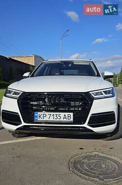 Внедорожник / Кроссовер Audi Q5 2017 в Запорожье