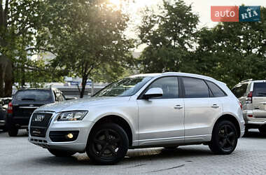 Внедорожник / Кроссовер Audi Q5 2012 в 