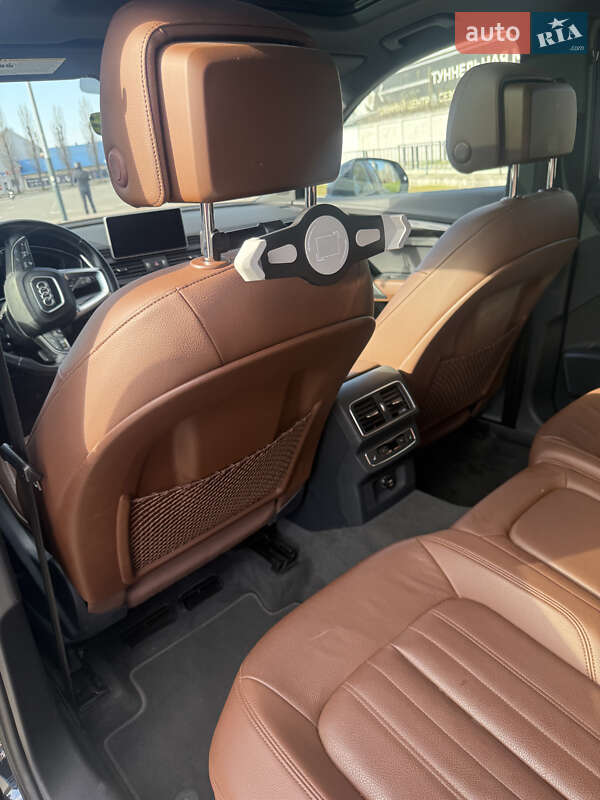 Внедорожник / Кроссовер Audi Q5 2018 в Киеве