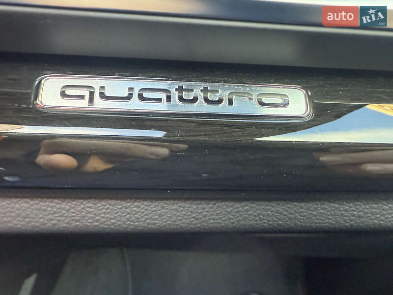 Внедорожник / Кроссовер Audi Q5 2018 в Киеве