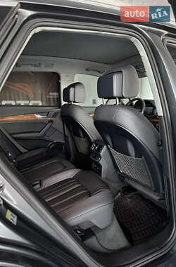 Внедорожник / Кроссовер Audi Q5 2022 в 
