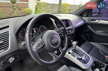 Внедорожник / Кроссовер Audi Q5 2016 в 