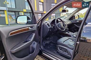 Внедорожник / Кроссовер Audi Q5 2010 в 