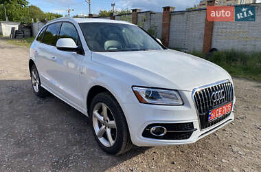 Позашляховик / Кросовер Audi Q5 2017 в 