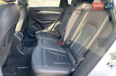 Позашляховик / Кросовер Audi Q5 2017 в 
