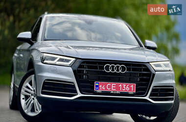 Позашляховик / Кросовер Audi Q5 2020 в 