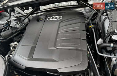 Позашляховик / Кросовер Audi Q5 2020 в 