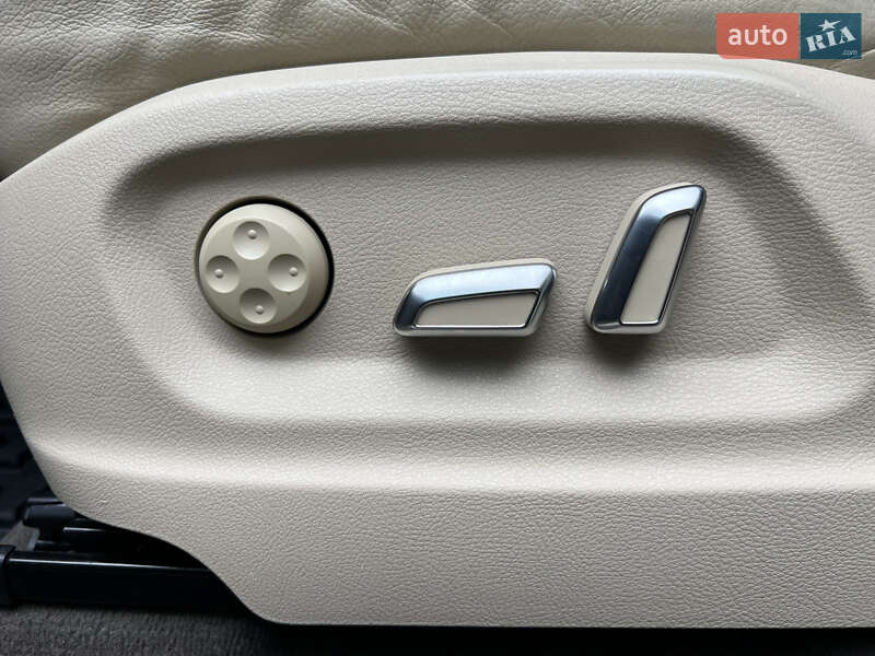Внедорожник / Кроссовер Audi Q5 2014 в Львове