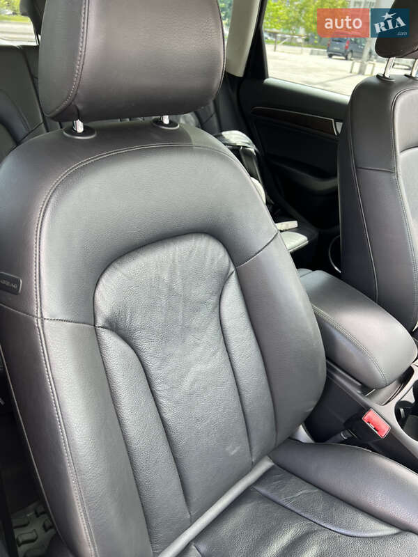 Внедорожник / Кроссовер Audi Q5 2015 в Ивано-Франковске