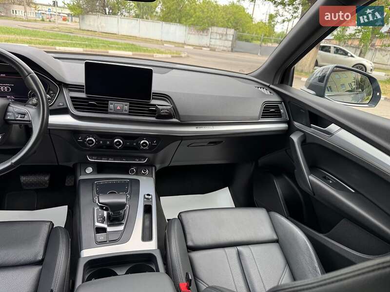 Внедорожник / Кроссовер Audi Q5 2020 в Запорожье