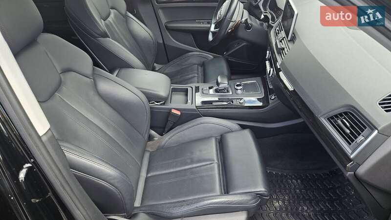 Внедорожник / Кроссовер Audi Q5 2017 в Львове