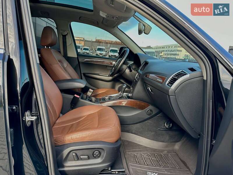 Внедорожник / Кроссовер Audi Q5 2011 в Львове