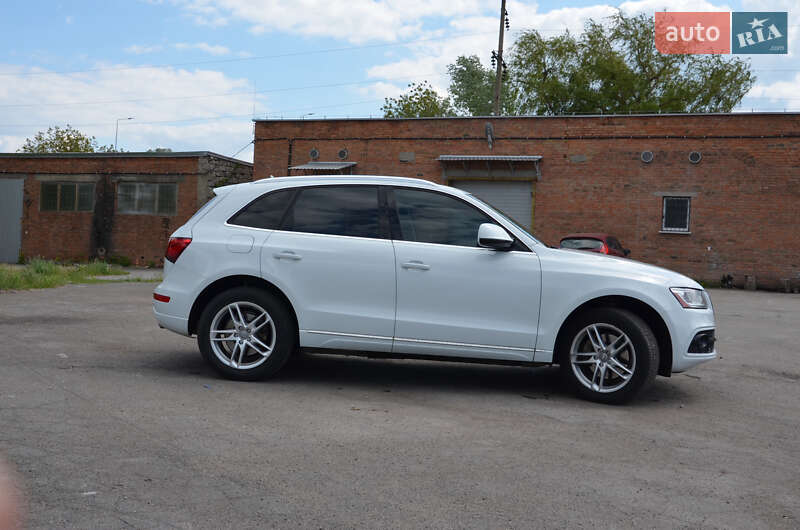 Внедорожник / Кроссовер Audi Q5 2015 в Виннице