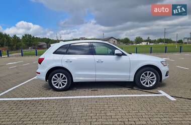 Позашляховик / Кросовер Audi Q5 2014 в 