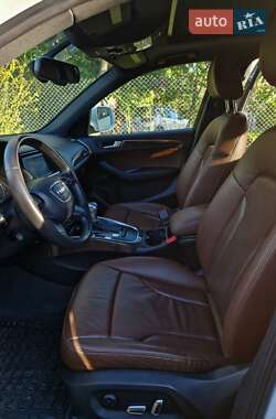 Позашляховик / Кросовер Audi Q5 2014 в 