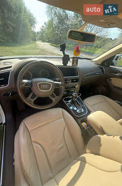 Внедорожник / Кроссовер Audi Q5 2016 в 