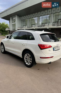 Внедорожник / Кроссовер Audi Q5 2013 в 
