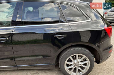 Внедорожник / Кроссовер Audi Q5 2010 в 