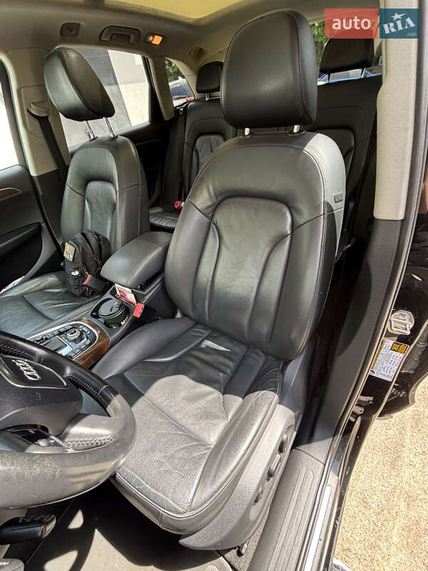 Внедорожник / Кроссовер Audi Q5 2010 в Кропивницком