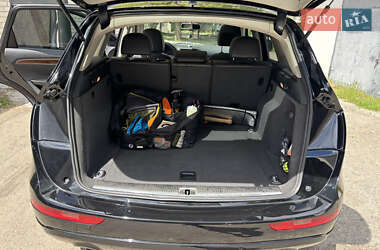 Внедорожник / Кроссовер Audi Q5 2010 в 