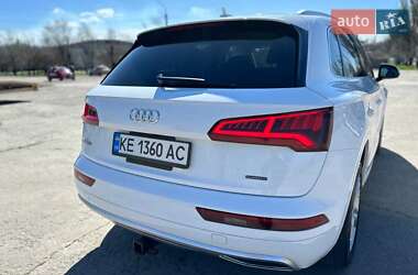 Позашляховик / Кросовер Audi Q5 2019 в 