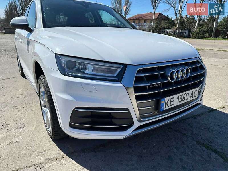 Внедорожник / Кроссовер Audi Q5 2019 в Кривом Роге