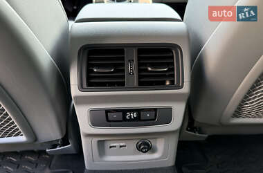 Внедорожник / Кроссовер Audi Q5 2022 в 
